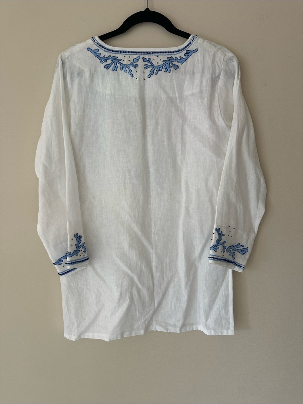 Barbara Gerwit White Linen Tunic with Blue Embroidery | Size Medium - Picture 3 of 4